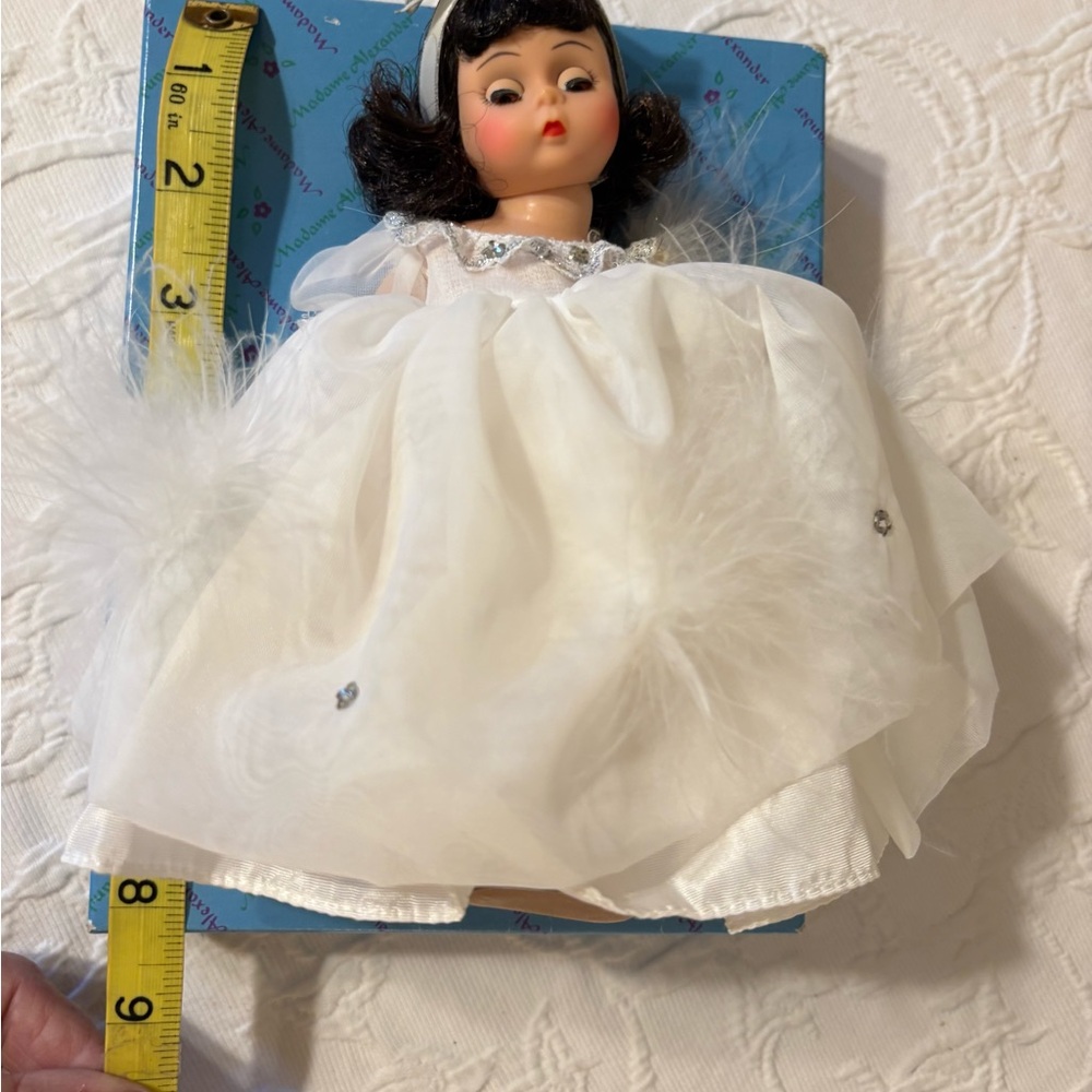 Madame Alexander Doll Snow White # 495